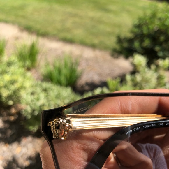 Women Versace Sunglasses - Picture 5 of 8